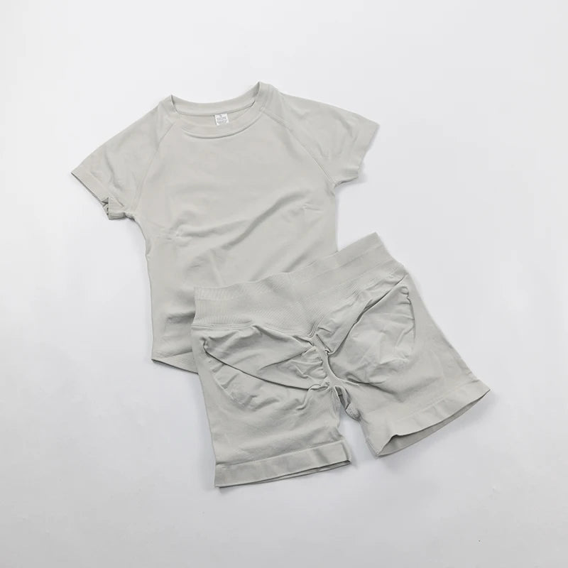 Seamless Sculpt 2-Piece Workout Set (Short Sleeve & Scrunch Shorts)