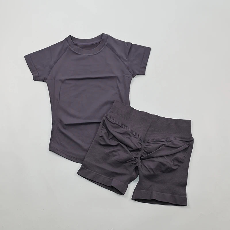 Seamless Sculpt 2-Piece Workout Set (Short Sleeve & Scrunch Shorts)