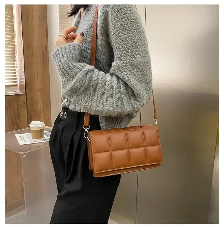 Women's Quilted Leather Crossbody Bag with Chain Strap