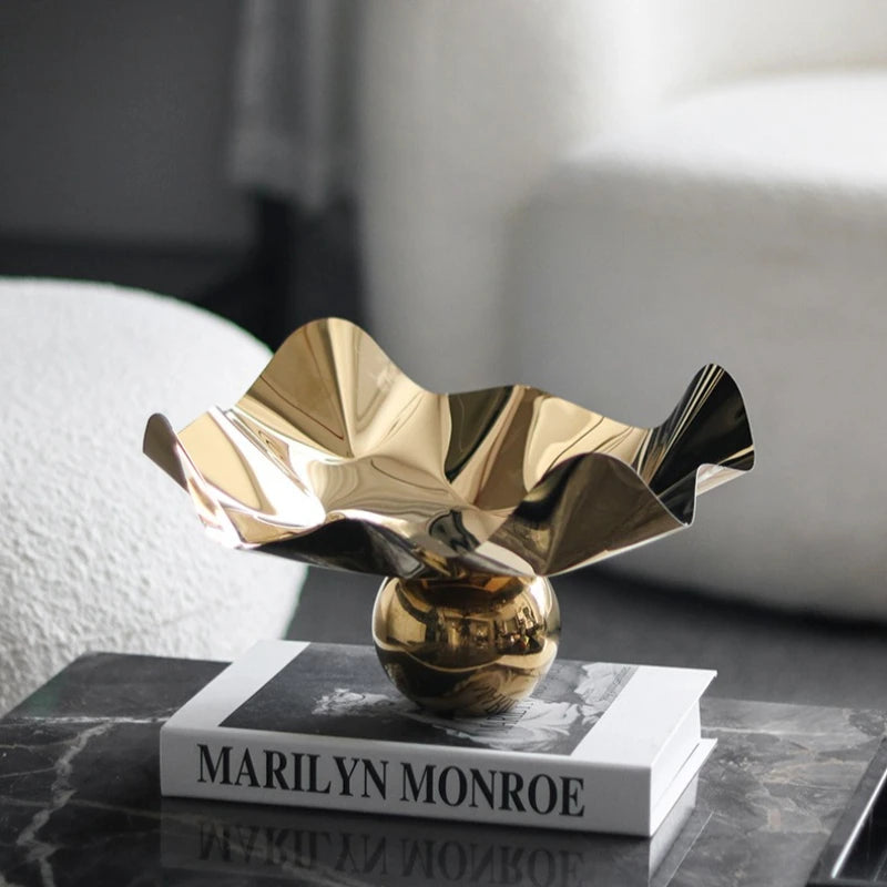 Luxury Sculptural Gold Pedestal Bowl – Irregular Metal Centerpiece