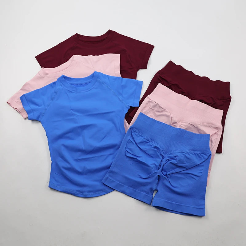 Seamless Sculpt 2-Piece Workout Set (Short Sleeve & Scrunch Shorts)